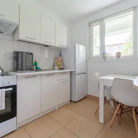 Apartament Gold - 2 Osobne Sypialnie Z Balkonem - Spaceapart Єленя-Ґура Екстер'єр фото