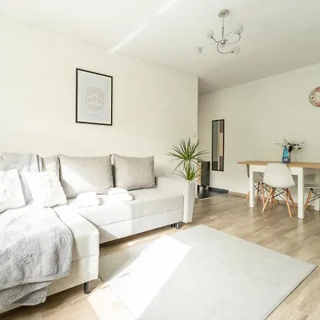Apartament Gold - 2 Osobne Sypialnie Z Balkonem - Spaceapart Єленя-Ґура Екстер'єр фото